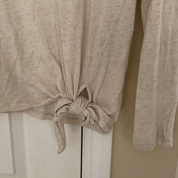 Medium, Madewell Long Sleeve T-Shirt in Oatmeal Heather - Picture 2 of 5